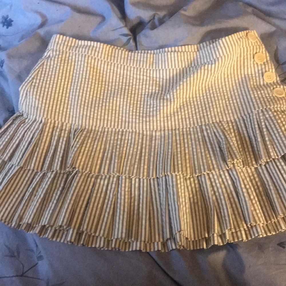 BCBG size 2 mini skirt. Striped